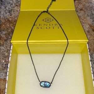 Kendra Scott necklace